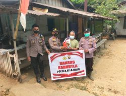 Wujud Kepedulian Nyata Polsek Ella Hilir Salurkan Sembako Untuk Warga Terdampak ISPA Akibat Kabut Asap Karhutla