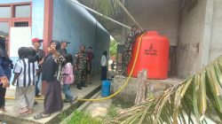 Kodim 1208/Sambas Salurkan Air Bersih Untuk Sarana Pendidikan Sekolah Dasar