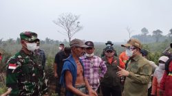Dandim 1208/Sambas Dampingi Bupati Tinjau Penanganan Hotspot Di Desa Trimandayan