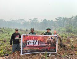 Api Kecil Bisa Jadi BencanabTim Penyuluhan Mabes TNI Ajak Warga Tamao Stop Membakar Ladang