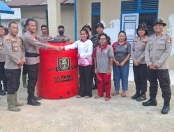 Serdik Sespimmen Polri Hadir Untuk Masyarakat Tong Penampung Air Bersih Diserahkan Ke Desa Sungai Raya
