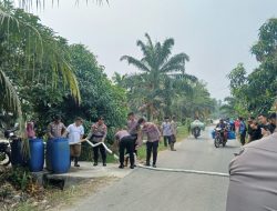 AWC Polres Sambas Beraksi Kembali Bantu Air Bersih Untuk Warga Terdampak Kemarau 
