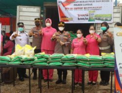 Pemeriksaan Kesehatan Hingga Bantuan Air Bersih Dihadirkan Polres Landak Di Sidas Atasi Dampak Karhutla