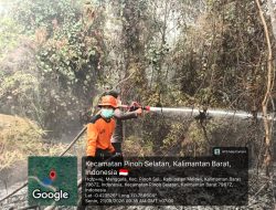 Gerak Cepat Tim Gabungan Padamkan Titik Api Di Desa Manggala Pinoh Selatan