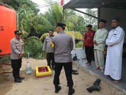 Wujud Kepedulian Polri Kapolres Ketapang Serahkan Sumur Bor Presisi Untuk Ponpes Tahfidzul Qur’an Al Muttaqin