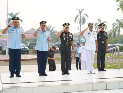 HUT Ke-81 TNI Kodaeral XII Bersama Unsur TNI Ziarah Ke TMP Dharma Patria Jaya