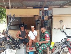 Peduli Kesehatan Warga Babinsa Batang Lupar Serma Ukzan Elly Gencarkan Imbauan Stop Buang Sampah Sembarangan Di Desa Sepandan