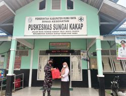 Antisipasi Dampak Kabut Asap Posal Sungai Kakap Bersama Puskesmas Bagikan Masker Kepada Masyarakat