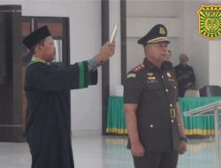 Kajati Kalbar Lantik Efrivel Sebagai Kepala Kejaksaan Negeri Sambas Tekankan Integritas Dan Penegakan Hukum Di Wilayah Perbatasan 