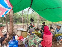 Sertu Sutomo Turun Langsung Ke Wilayah Binaan Imbau Warga Ulak Pauk Waspadai Bahaya Karhutla