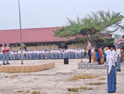 Polisi Peduli Pendidikan Plt. Kapolsek Ngabang Edukasi Pelajar SMA Negeri 1 Ngabang Tentang Bahaya Narkoba Dan Knalpot Brong
