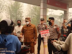 Pastikan Pelayanan Dan Ketersediaan BBM Kapolres Ketapang Bersama Bupati Turun Langsung Cek SPBU