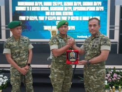 Danrem 121/Abw Brigjen TNI Purnomosidi Selaku Komandan Pasukan Pada Sertijab Dan Alih Kodal Satuan Jajaran Kodam XII/Tanjungpura