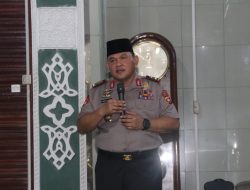 Subuh Keliling Di masjid Sirajul Islam Pontianak Kapolda Kalbar Sampaikan Pesan Kamtibmas