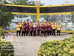 Green Policing Polres Ketapang Bersama Dinas Perkim LH Gotong Royong Bersihkan Taman Kota