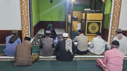 Gelar Subuh Keliling Di Masjid Al-Ikhlas Kapolsek Menukung Ajak Masyarakat Jaga Kamtibmas Dan Manfaatkan Layanan 110