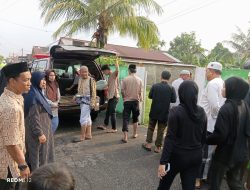 Polisi Bersama Masyarakat Aksi Humanis Pengawalan Jenazah Warnai Pelaksanaan Operasi Patuh Kapuas-2026